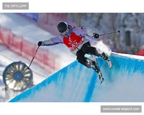 中国选手刘奕杉在自由式滑雪U型场地世界杯铜山站获得第四名 中国选手刘奕杉在自由式滑雪U型场地世界杯铜山站获得第四名